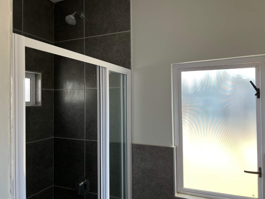 To Let 2 Bedroom Property for Rent in Newinbosch Western Cape